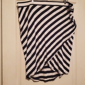 Ava and Viv Striped skirt